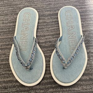 CHANEL Light Blue Denim Sandals with Chain